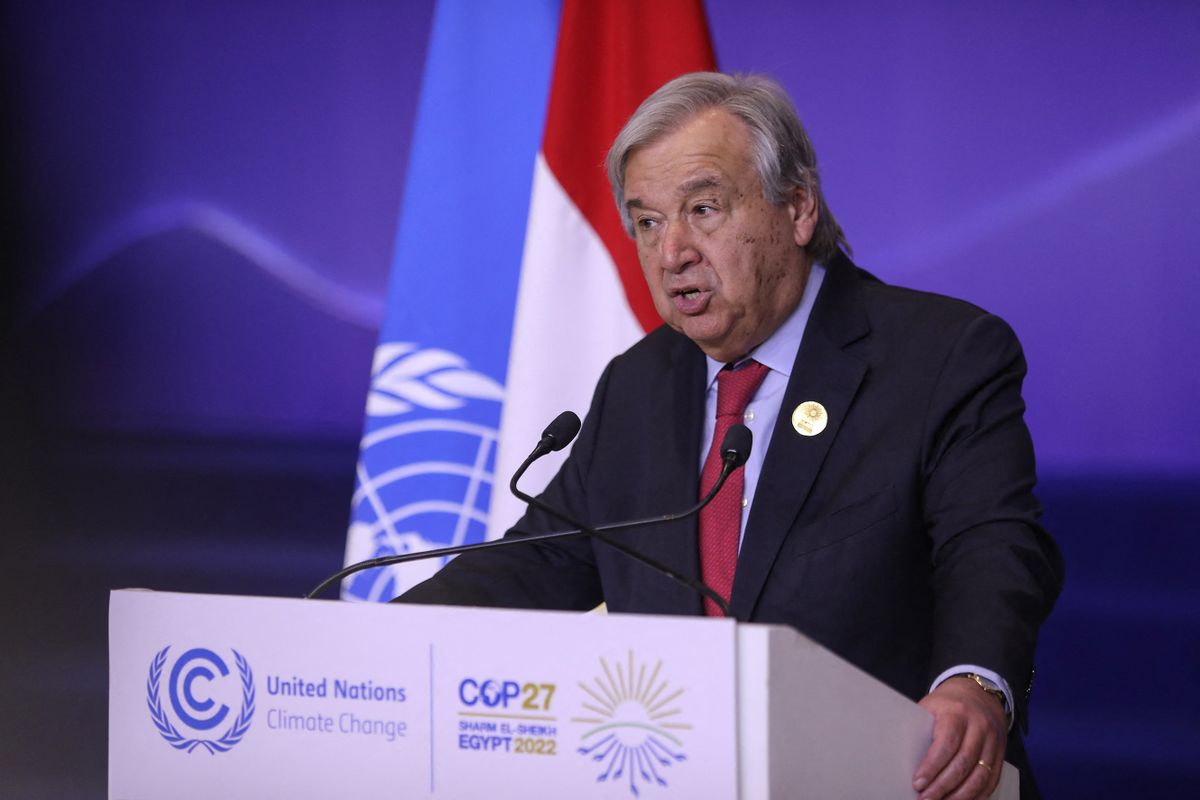 SHARM EL SHEIKH, EGYPT - NOVEMBER 17: UN Secretary-General Antonio Guterres and Egyptian Foreign Minister Samih Shukri hold a joint news conference as part of the UN climate summit COP27 is being held in Sharm el-Sheikh, Egypt on November 17, 2022. 