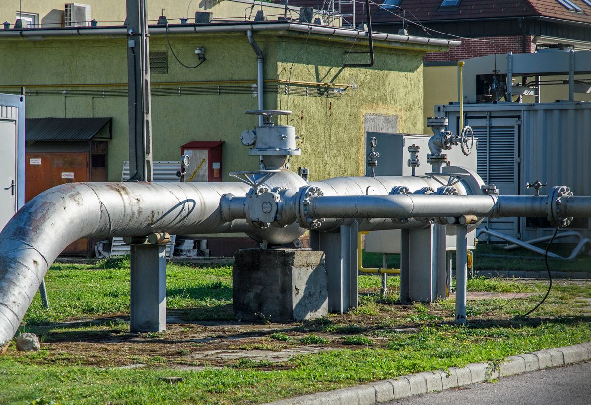 Budapest, 2022. szeptember 3.Csővezeték az MVM Next Energiakereskedelmi (volt Főgáz) Zrt. telephelyén Kőbányán, a Salgótarjáni út 45. szám alatt
földgáz