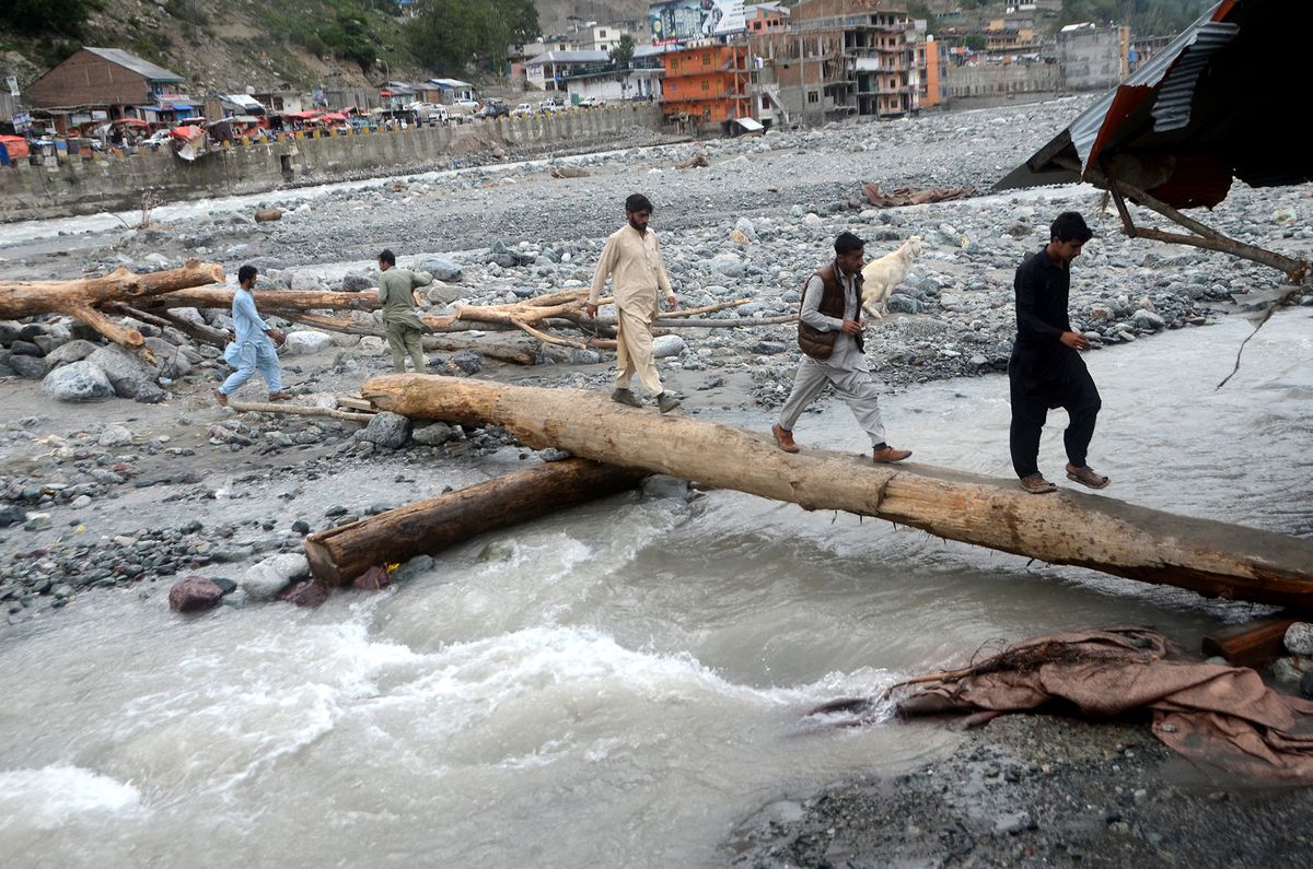 Heavy floods hit Pakistan