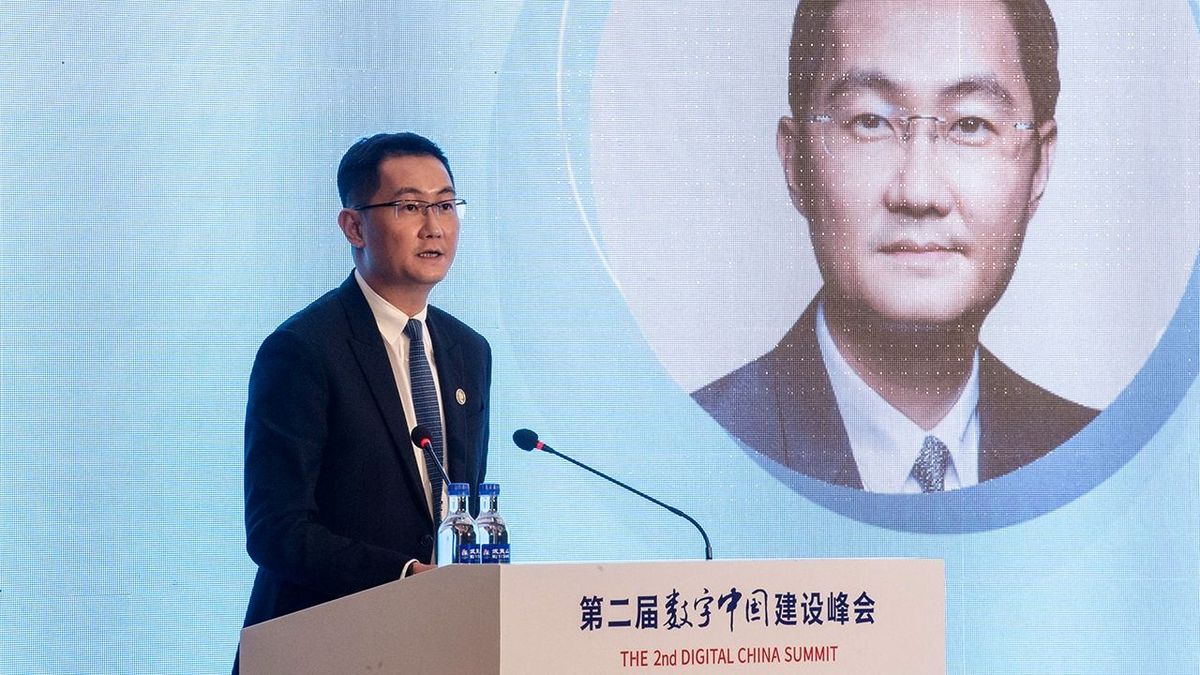 Tencent's Pony Ma declares company's new mission and vision statement - tech for social good Pony Ma Huateng, Chairman and CEO of Tencent Holdings Ltd., speaks during the opening ceremony for the 2nd Digital China Summit in Fuzhou city, southeast China's Fujian province, 6 May 2019.Tencent CEO Pony Ma has stipulated the Chinese tech giant's new mission statement and vision statement through WeChat yesterday in four words: tech for social good. Tencent's vision has always been to become a respectable enterprise, but has never officially stipulated a mission statement for the company until the latter half of 2018 when it underwent a strategic structural reform. Ma has claimed then the company's mission was to "bring quality life with digital innovation". (Photo by Zhejiang Daily / Imaginechina / Imaginechina via AFP)