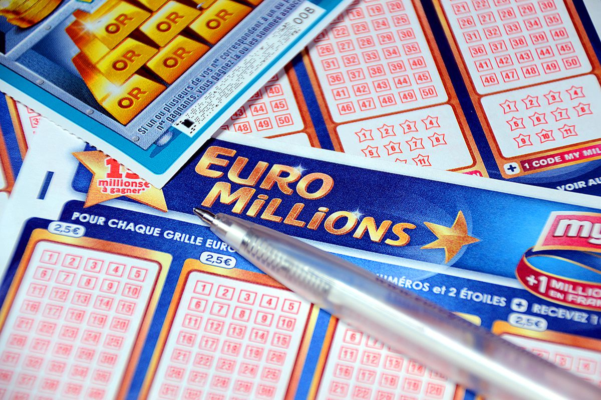 Marseille,,France,-,March,19,,2016,:,Tickets,For,Euromillions Marseille, France - March 19, 2016 : Tickets for Euromillions lottery