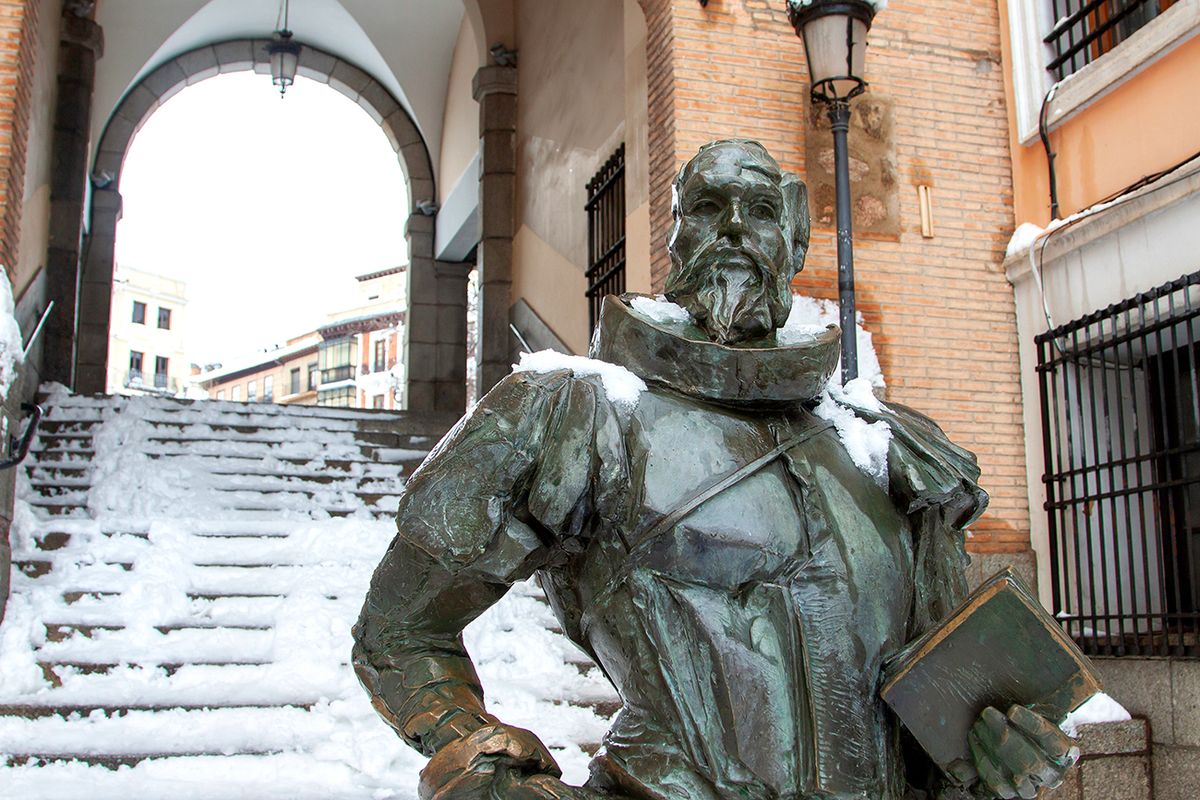 Toledo,,Spain.,January,,2021.,Detail,Of,The,Statue,Of,The, Toledo, Spain. January, 2021. Detail of the statue of the spanish writer Miguel de Cervantes, author of the world famous Don Quijote de La Mancha, next to the Plaza de Zocodover,covered with snow.