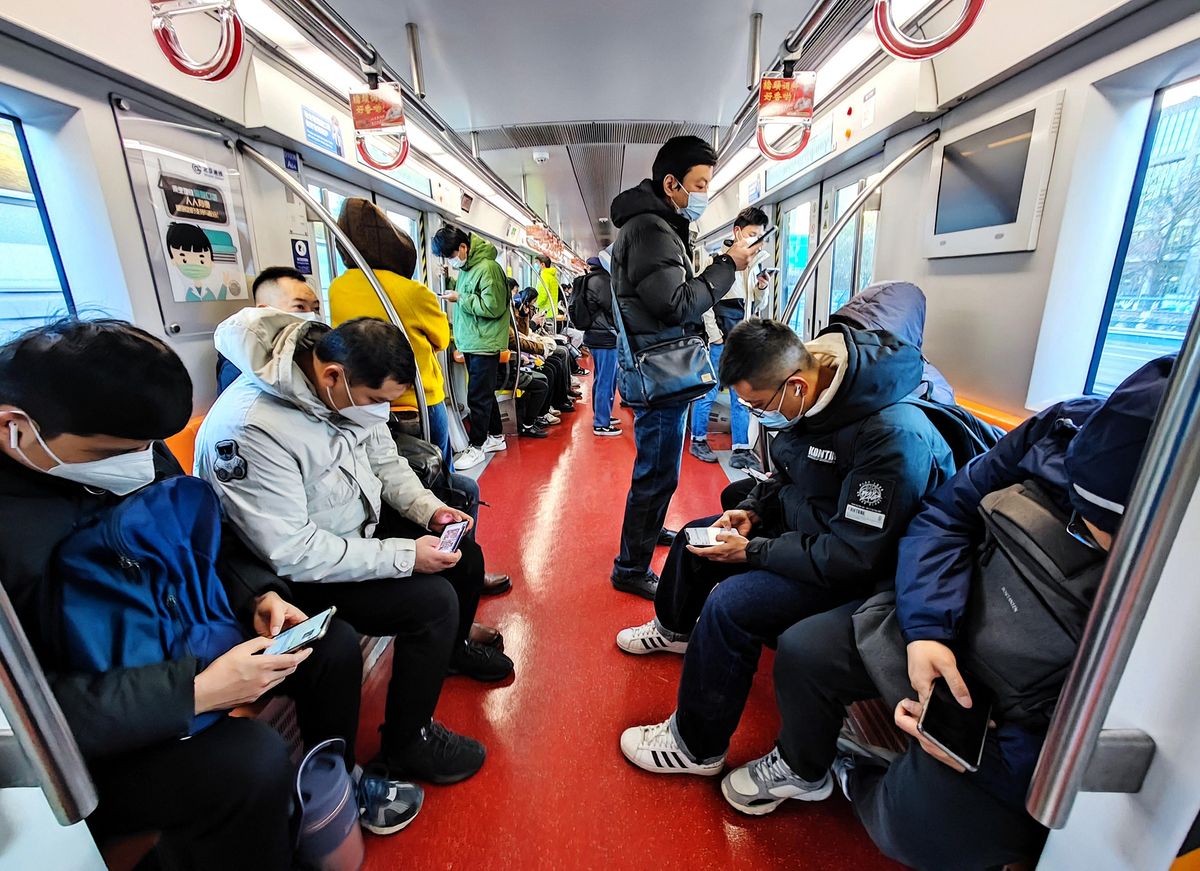Beijing Metro resumes operation