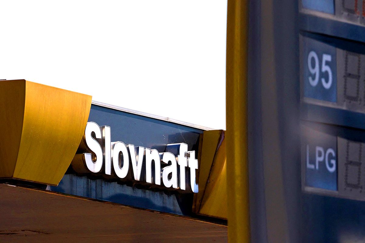 Slovakia Economy
Slovnaft logo is seen on a petrol station in Krupina, Slovakia on July 28, 2022. (Photo by Jakub Porzycki/NurPhoto) (Photo by Jakub Porzycki / NurPhoto / NurPhoto via AFP)