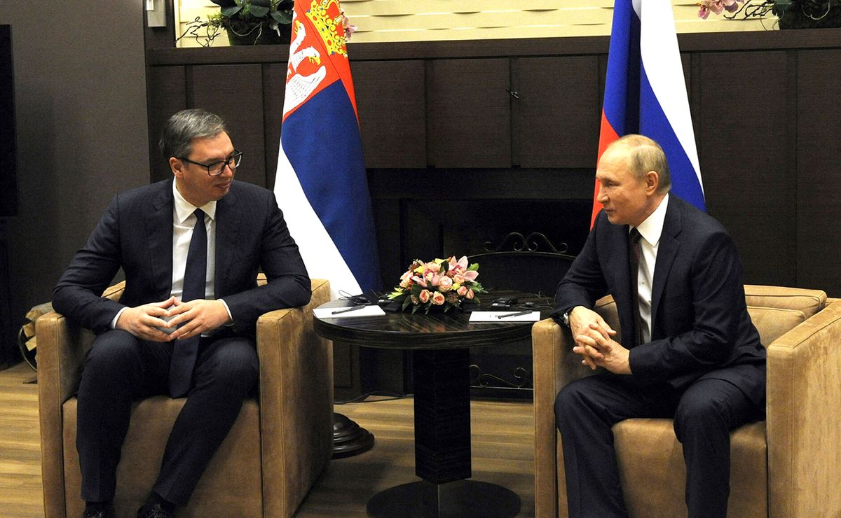 Vladimir Putin and Aleksandar Vucic meeting