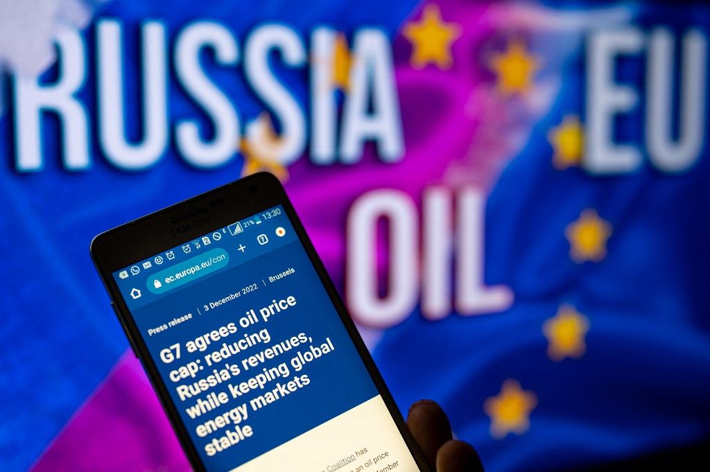 EU Russian Oil Price Cap Illustrations