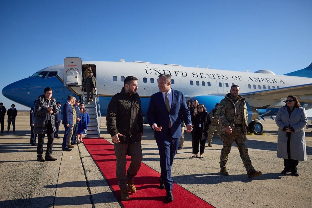 Ukrainian President Zelenskyy arrives in Washington