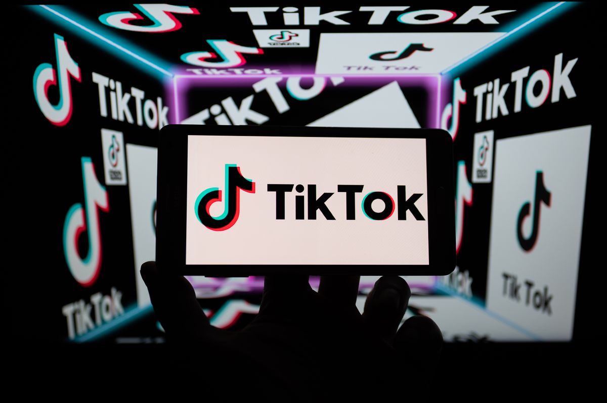 TikTok App  Illustration