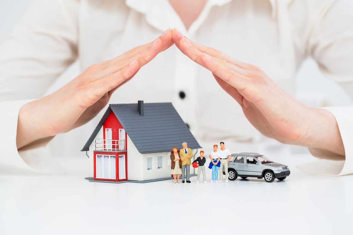 Insurance,Home,House,Life,Car,Protection,Protect,Concepts
biztosítás ingatlan gépjármű