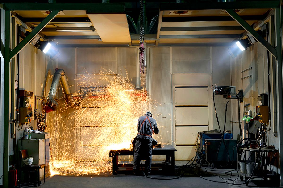 Welder working in a factory Schweisser in der Industrie, Germany