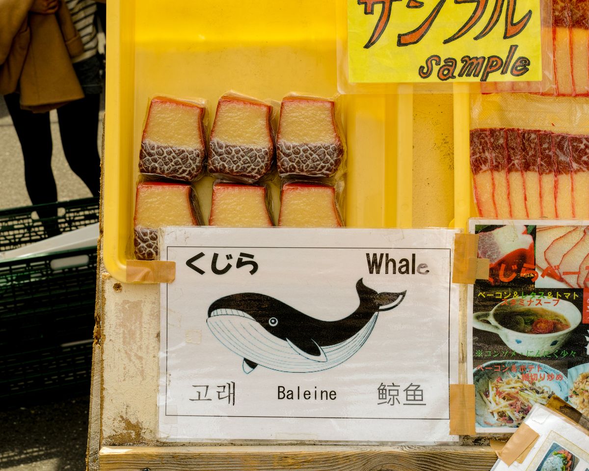 A shop at Tsukiji Market in Japan selling whale meat. Photo taken at Tsukiji Market in Japan April 11, 2015.
Japán bálna