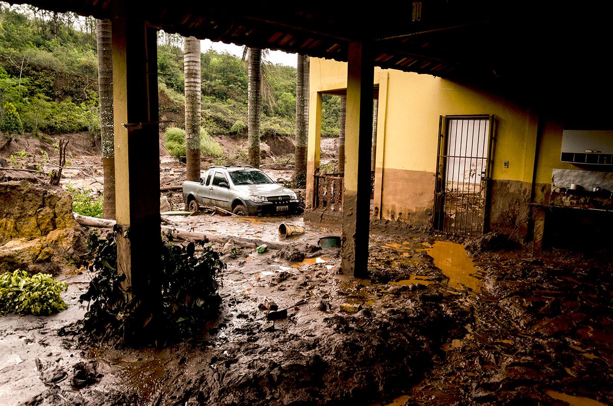 Brazil Natural Disaster - Broken Dam Two dams of an iron mine belonging to Samarco (a Vale joint venture) broke in the city of Mariana on nov 5th, in the brazilian state of Minas Gerais, spreading tons of extraction waste through kilometers, and leaving a track of destruction in the subdistrict of Bento Rodrigues and an area of around 70 km Mariana, Brazil, on 10th November 2015. (Photo by Gustavo Basso/NurPhoto) (Photo by NurPhoto/NurPhoto via Getty Images)
