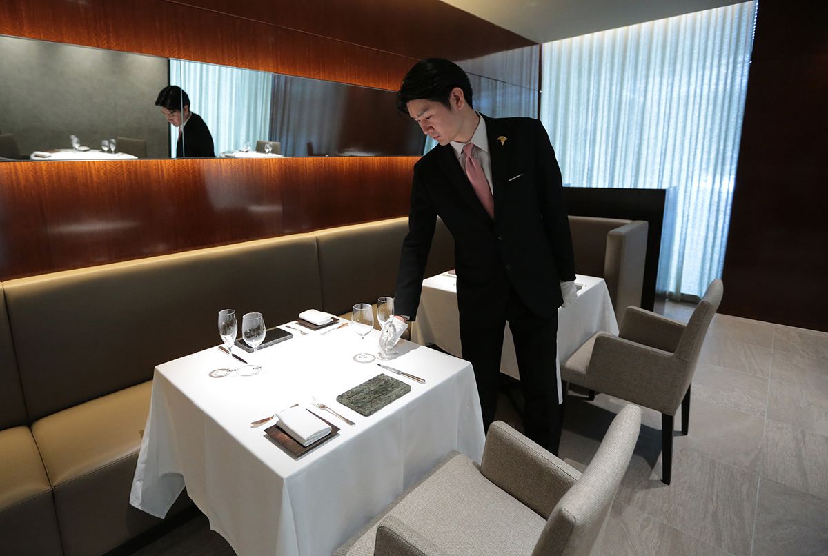 Retcol Michelin Chefs Toast Abenomics As Weak Yen Turns $5,000 Wine Cheap