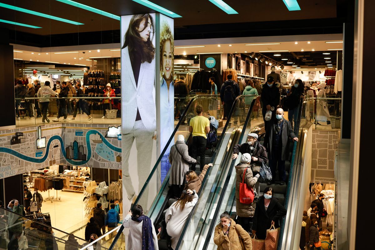 Shoppers inside a Primark store, during the traditional Boxing Day holiday sales, in London, U.K., on Sunday, Dec. 26, 2021. Consumer confidence has weakened in the past month, a survey by GfK showed. 