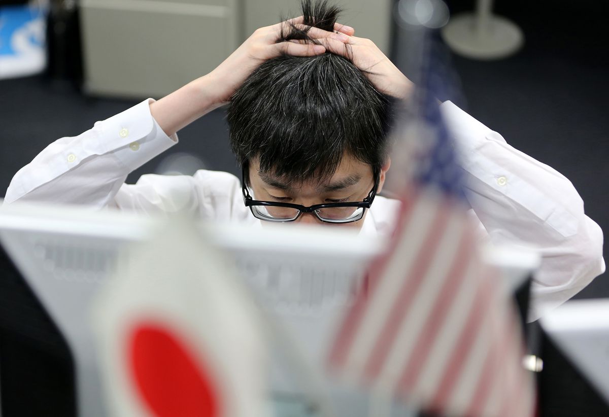 Yen Falls Toward 100 Per Dollar On Bets Japan To Boost Stimulus