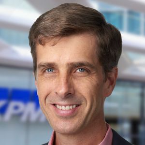 Szalai Péter, a KPMG associate partnere