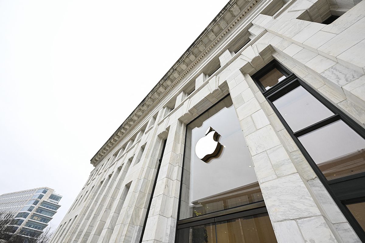 Apple WASHINGTON D.C., UNITED STATES - JANUARY 19: The Apple Carnegie Library is seen in Washington D.C., United States on January 19, 2023. Celal Gunes / Anadolu Agency (Photo by Celal Gunes / ANADOLU AGENCY / Anadolu Agency via AFP)