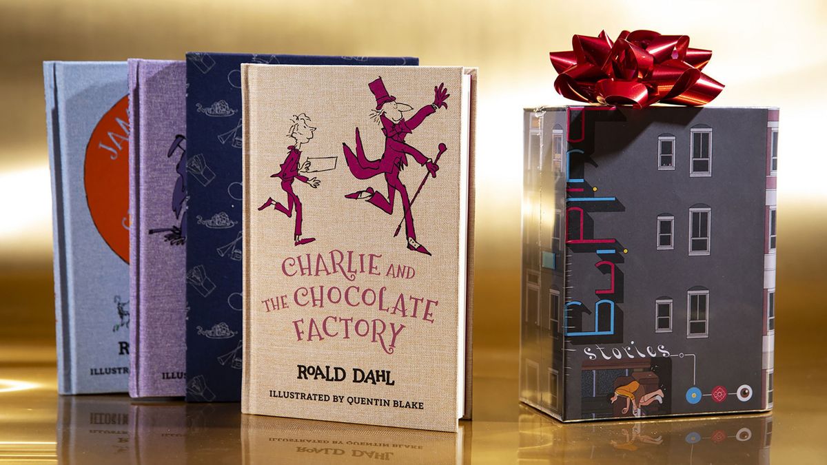 A box set of Roald Dahl classics and a &quot;Building Stories,&quot; puzzle by Chris Ware.