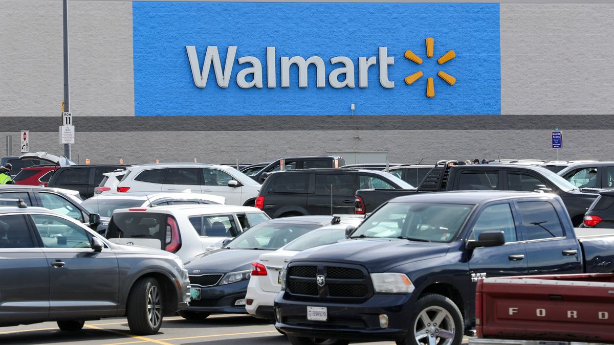 BLOOMSBURG, PENNSYLVANIA, UNITED STATES - 2023/02/19: A Walmart logo seen from the parking lot of its store in Bloomsburg. 