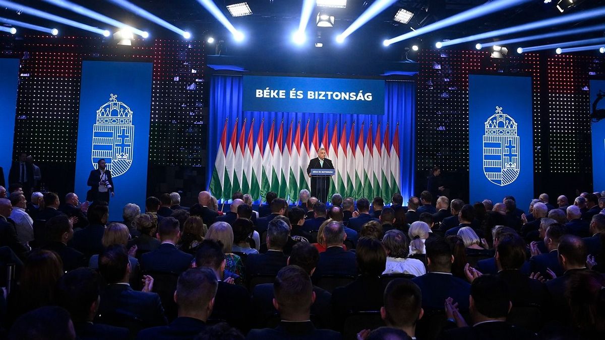 ORBÁN Viktor
Budapest, 2023. február 18.Orbán Viktor miniszterelnök évértékelő beszédét tartja a Várkert Bazárban 2023. február 18-án.MTI/Koszticsák Szilárd