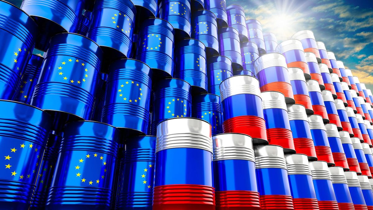 Kemény döntést hozhat az EU az orosz olaj árplafonjáról 