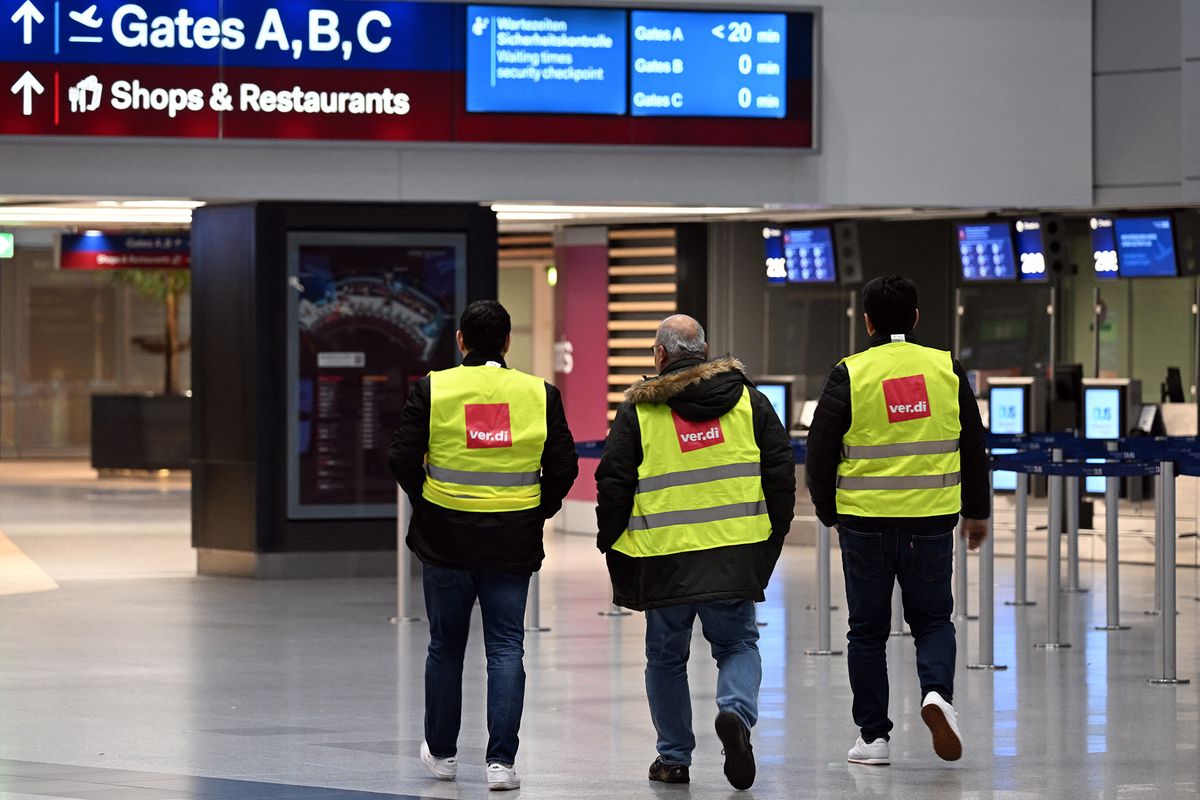 Warning strike at Düsseldorf Airport