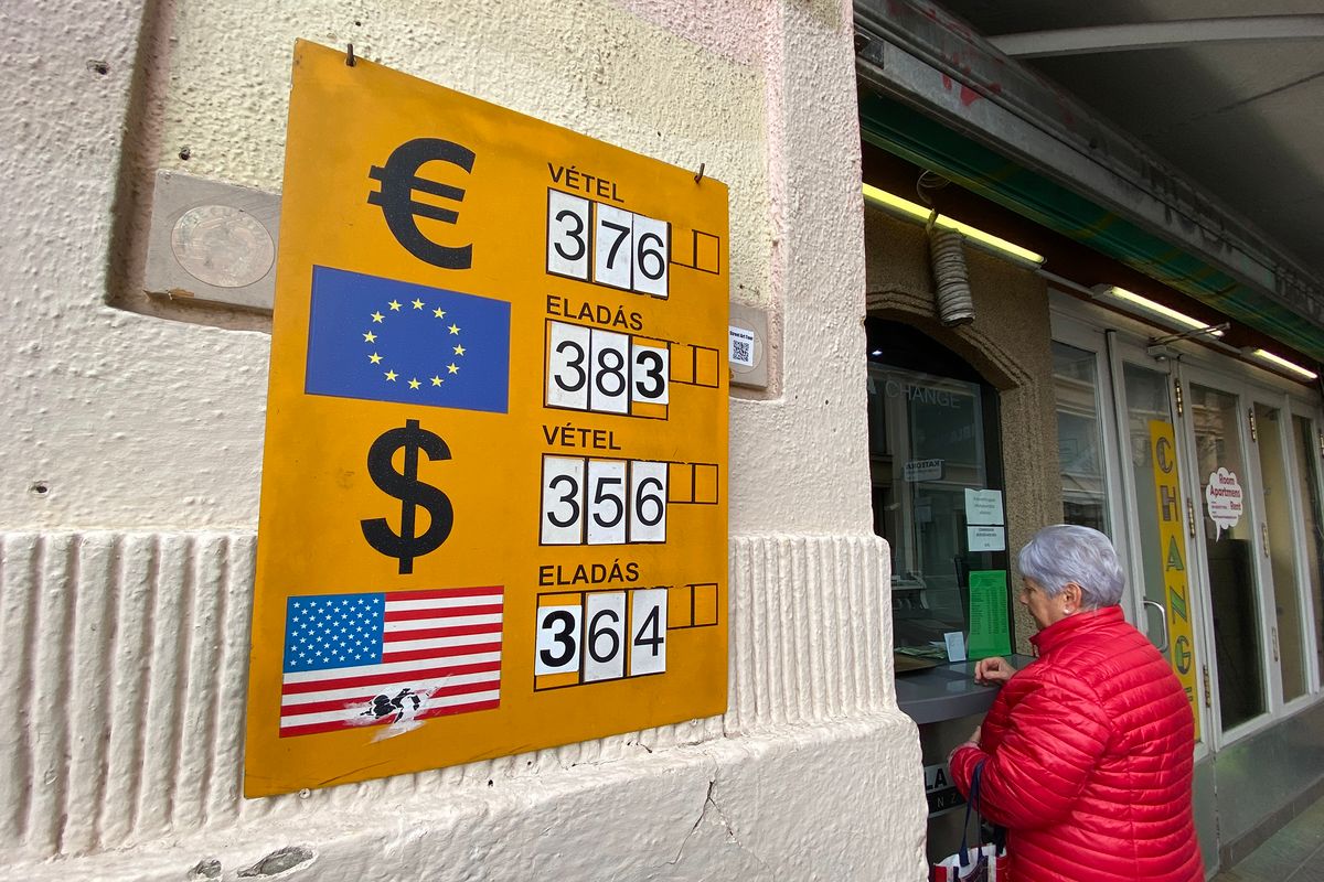 euro
forint
váltó