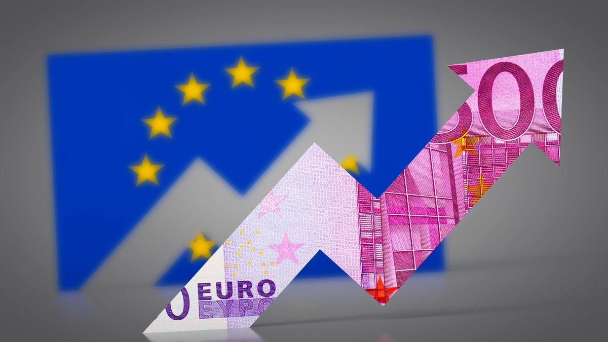 3d,Illustration,,Inflation,In,The,Eu,-,Money,Graph,Rises