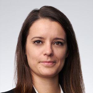 Márkus Fanni ügyvéd, senior associate, KPMG Legal Tóásó Ügyvédi Iroda, Horváth Kristóf, a KPMG menedzsere