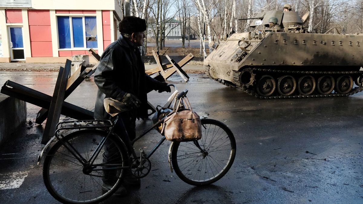 Daily Life In The Donetsk Region, More Than 10 Months After Russian Invasion