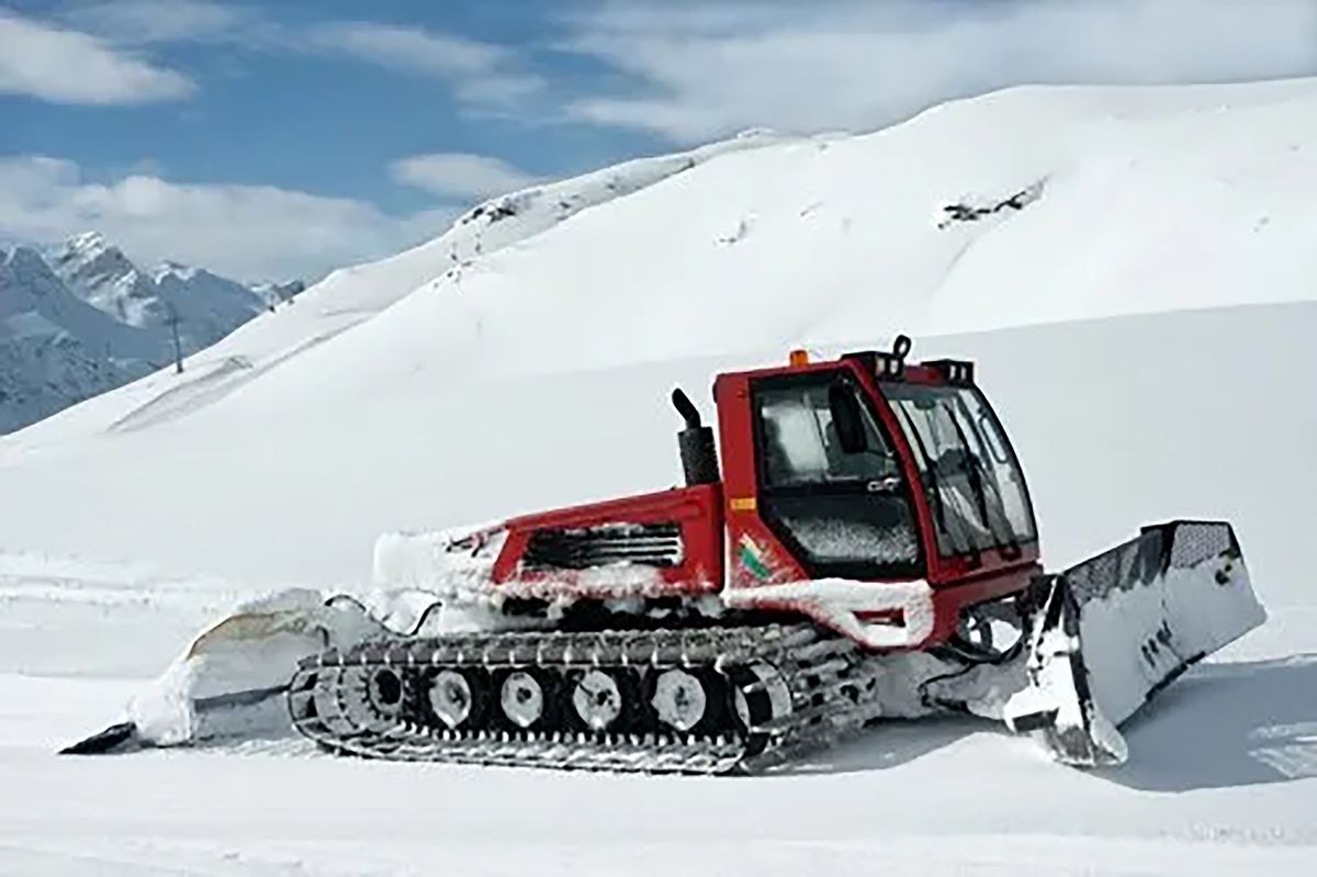 sno-cat snow plow