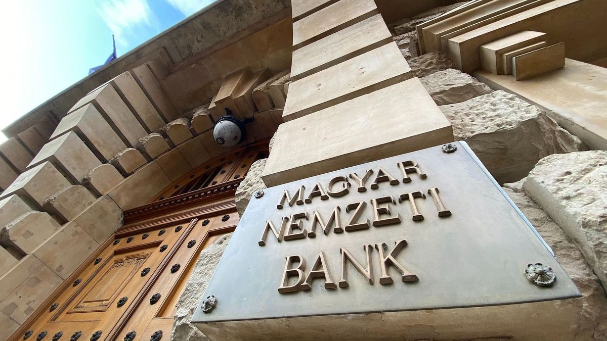 Pénzmosásgyanús esetet nem jelentett be haladéktalanul az ERSTE és az MBH Bank