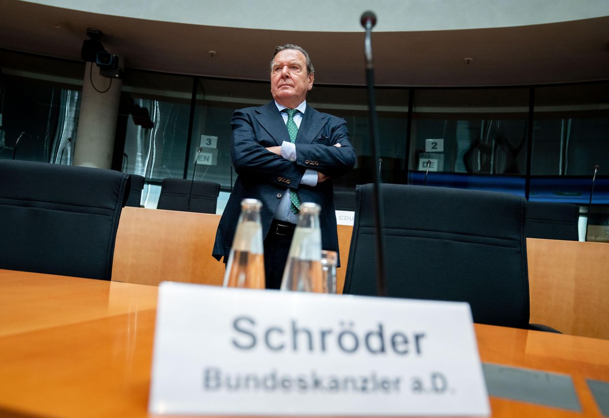 01 July 2020, Berlin: Gerhard Schröder (SPD), former German Chancellor and current Head of the Nord Stream 2 Administrative Board, is waiting for the start of the hearing in the Bundestag's Economic Committee on the Nord Stream 2 pipeline project in the conference room. 