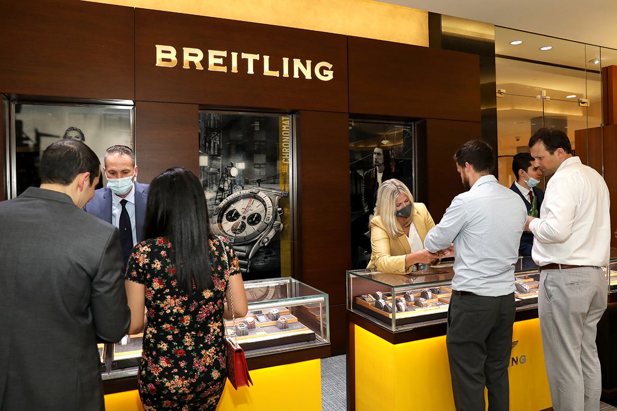 Breitling Partners With American Airlines To Unveil The All-New Breitling Navitimer American Airlines Limited Edition Watch At Bachendorf's DALLAS, TEXAS - SEPTEMBER 29: Breitling partners with American Airlines to unveil the All-New Breitling Navitimer American Airlines Limited Edition Watch at Bachendorf's Galleria Dallas on September 29, 2021 in Dallas, Texas. (Photo by Rick Kern/Getty Images for Breitling)