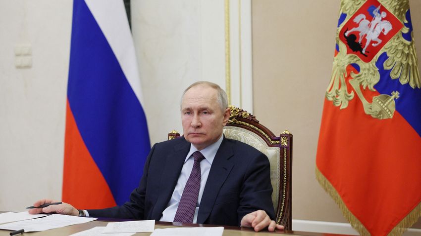 Putyin közel 150 ezer orosz besorozásáról döntött