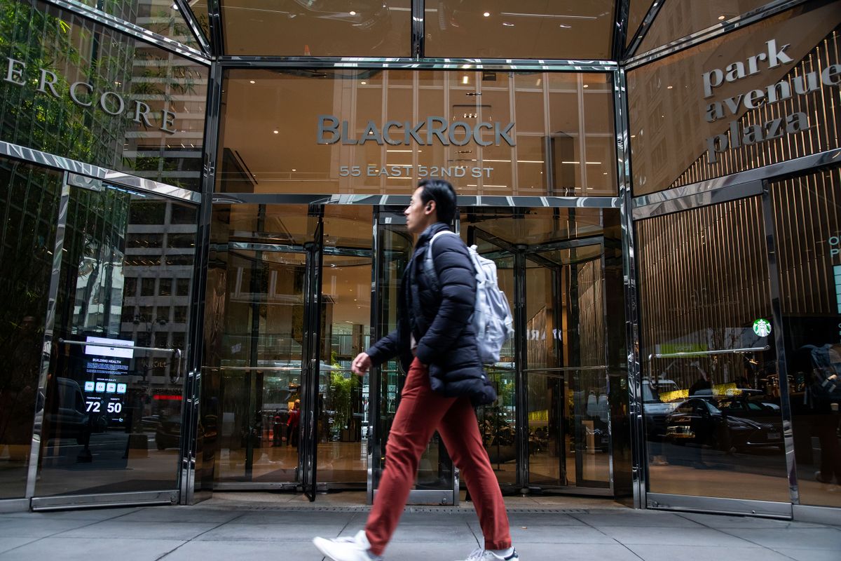 BlackRock headquarters in New York, US, on Friday, Jan. 13, 2023. BlackRock Inc. clients continued to pour money into the firms long-term investment funds in the fourth quarter, seeking to capitalize on the preceding rout in stock and bond markets.