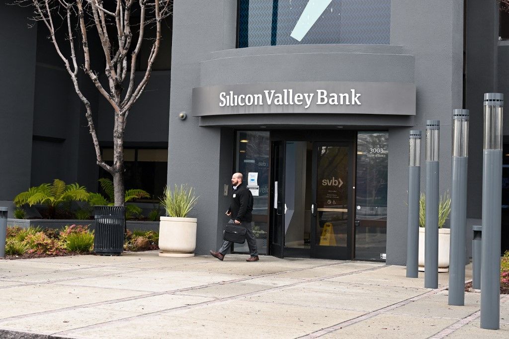 US regulators shut down Silicon Valley Bank amid sudden collapse