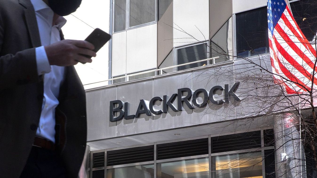 BlackRock Headquarters Ahead Of Earnings Figures
A pedestrian holding a smartphone passes in front of BlackRock Inc. headquarters in New York, U.S, on Tuesday, April 13, 2021. BlackRock Inc. is scheduled to release earnings figures on April 15. Photographer: Jeenah Moon/Bloomberg via Getty Images