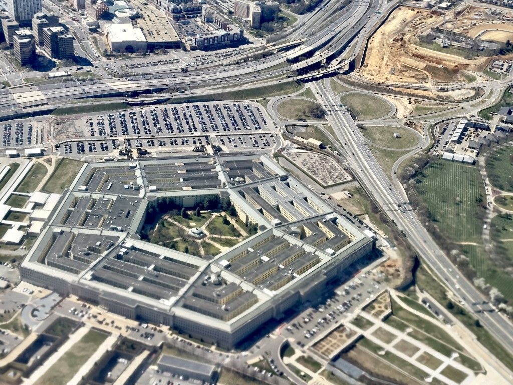 Pentagon, Egyesült Államok, Washington, szivárogtatás, szivárogtató