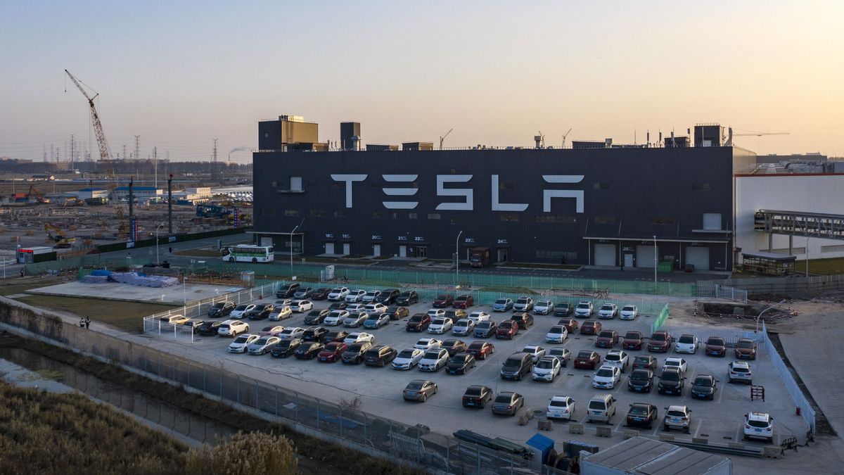 Tesla Gigafactory In Shanghai As Carmaker's Dominant Position in China Could Be Threatened Next Year