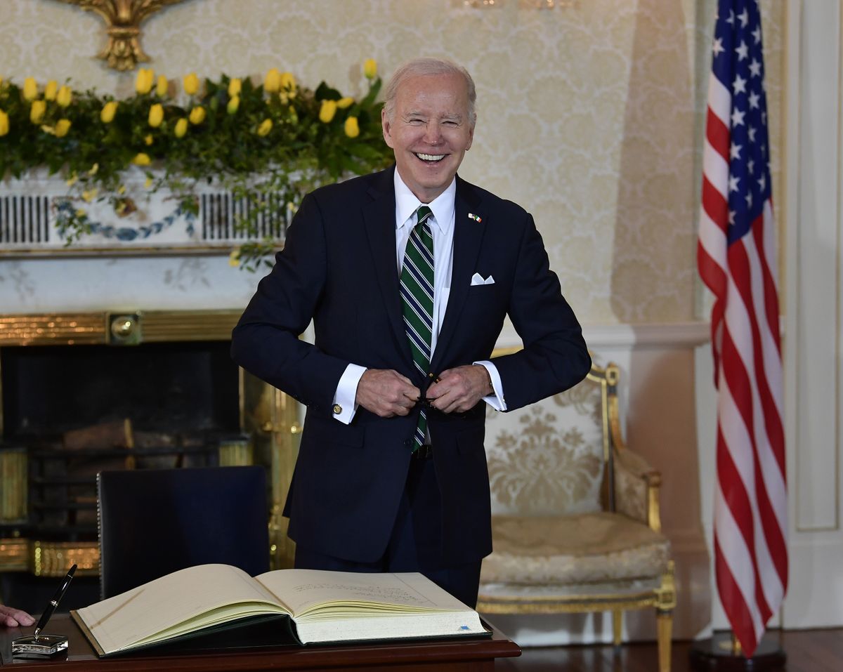 DUBLIN, IRELAND - APRIL 13: US President Joe Biden reacts after signing the visitors book at the Irish President's official residence Áras an Uachtaráin on April 13, 2023 in Dublin, Ireland. US President Joe Biden has travelled to Northern Ireland and Ireland with his sister Valerie Biden Owens and son Hunter Biden to explore his family's Irish heritage and mark the 25th Anniversary of the Good Friday Peace Agreement.
Pentagon-iratok