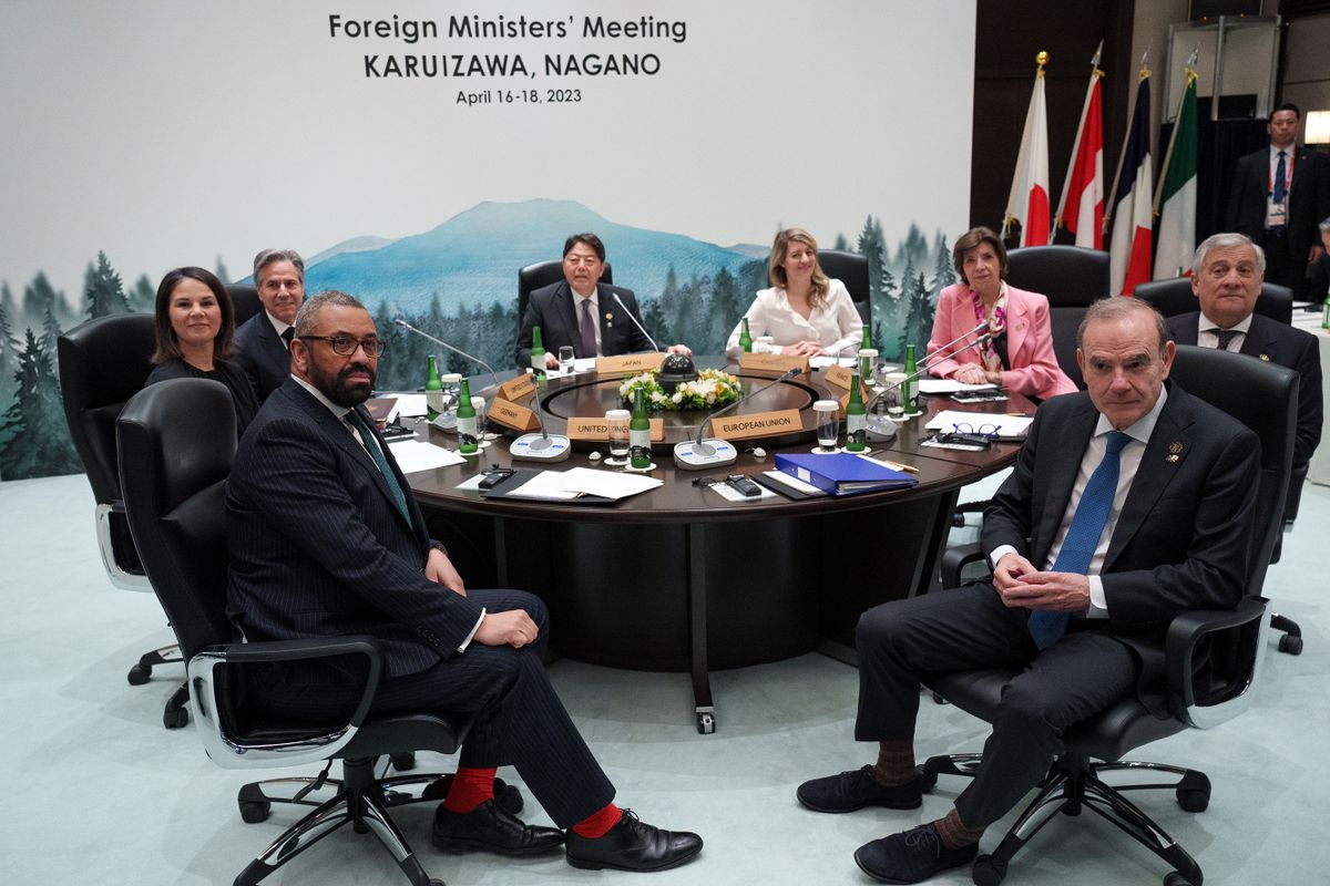 18 April 2023, Japan, Karuizawa: Annalena Baerbock (l-r, Bündnis 90/Die Grünen), Federal Minister for Foreign Affairs, Antony Blinken, Foreign Minister of the USA, James Cleverly, Foreign Minister of Great Britain, Yoshimasa Hayashi, Foreign Minister of Japan, Melanie Joly, Foreign Minister of Canada, Catherine Colonna, Foreign Minister of France, Enrique Mora Benavente, Deputy Secretary General for Political Affairs of the EU, and Antonio Tajani, Foreign Minister of Italy, sit at the table during the meeting of G7 foreign ministers at the Karuizawa Prince Hotel before the start of the 5th G7 Foreign Ministers' Working Session. Working session at the table.