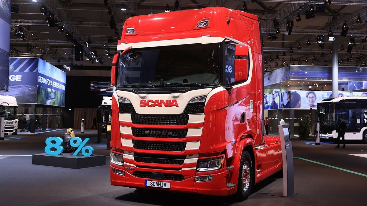 Opening Day of The IAA Transportation Show
A Scania AB 560 S haulage truck during the media day at the IAA Munich Motor Show in Hanover, Germany, on Monday, Sept. 9, 2022. Second Sentence. Global leaders Daimler Truck Holding AG and Volvo AB are joining dozens of commercial-vehicle makers in Germany this week to showcase their latest electric semis, with more zero-emissions vehicles debuting at the IAA Transportation show than ever before. Photographer: Krisztian Bocsi/Bloomberg via Getty Images