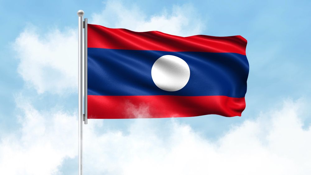 Laosz, Laos, Flag, Waving,With,Clouds,Sky,Background