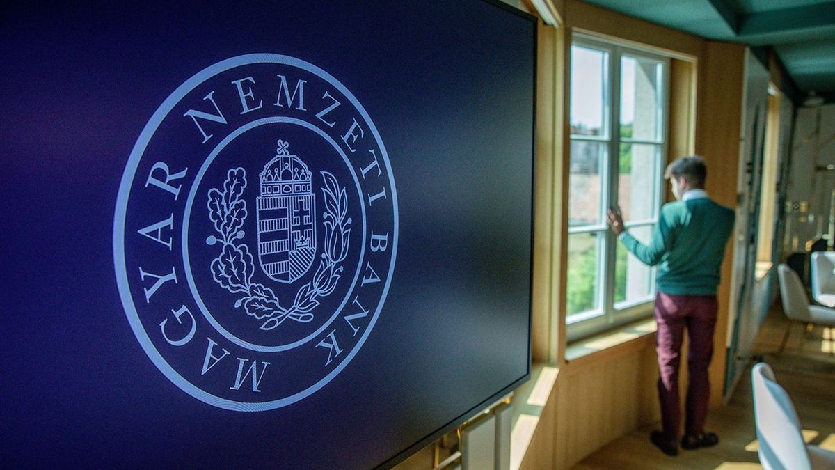 Átment a teszten a forint, elkezdődhet a kamatcsökkentési periódus ...