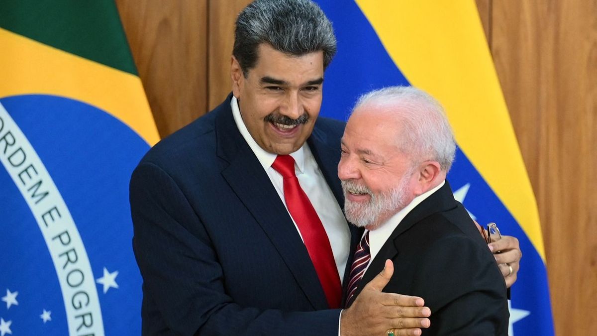 Brazíliában járt Maduro 