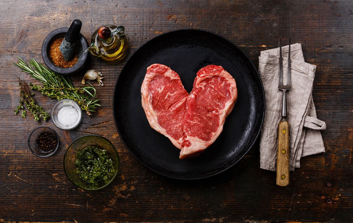 Heart,Shape,Raw,Fresh,Meat,Steak,Striploin,For,Two,With