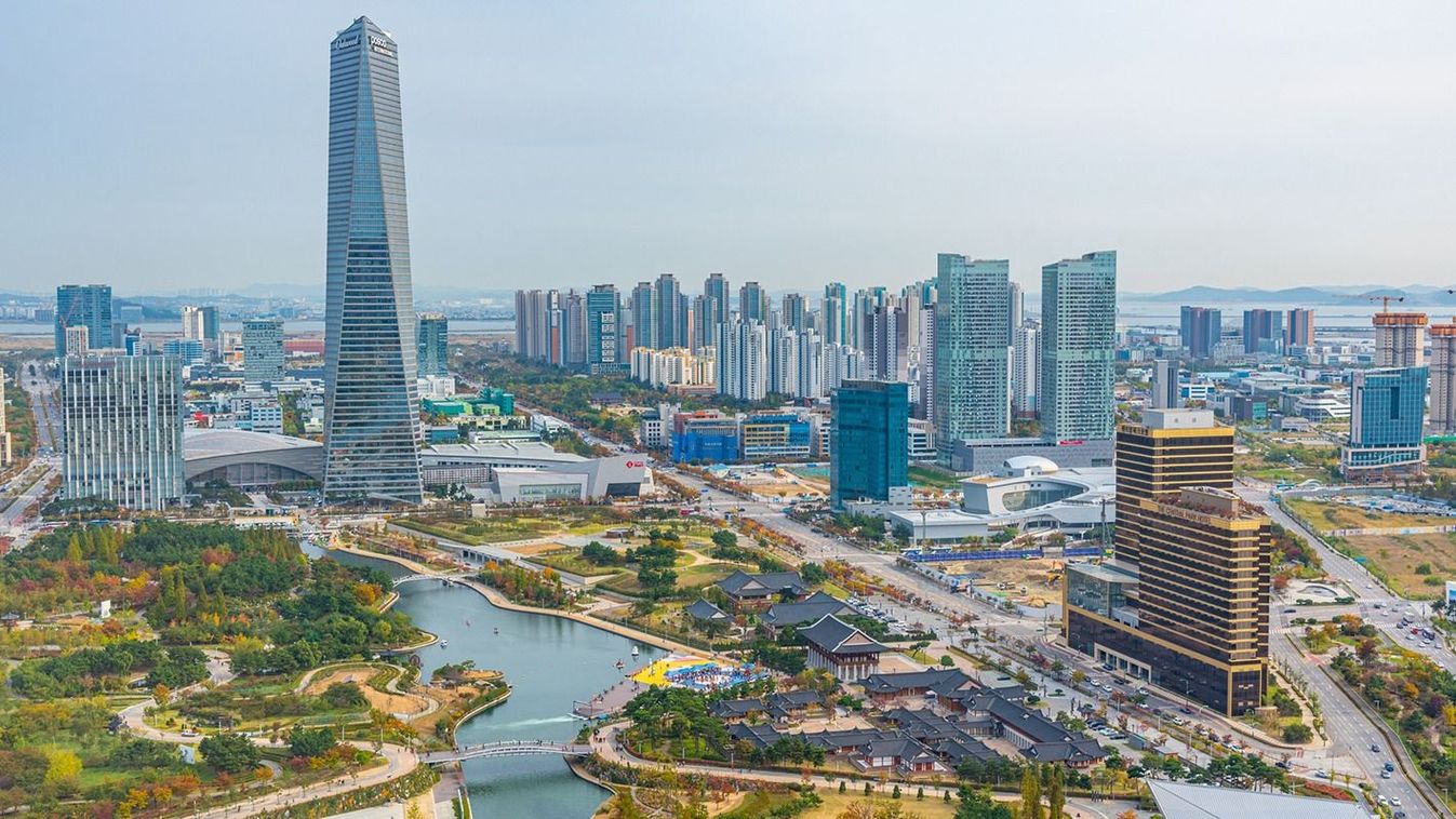 Incheon,,Korea,,October,25,,2019:,Aerial,View,Of,Songdo,Park