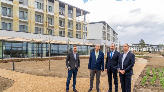 Sirius Hotel Keszthely átadása