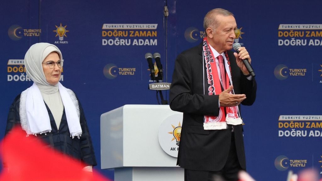 Turkish President Erdogan holds election rally in Batman